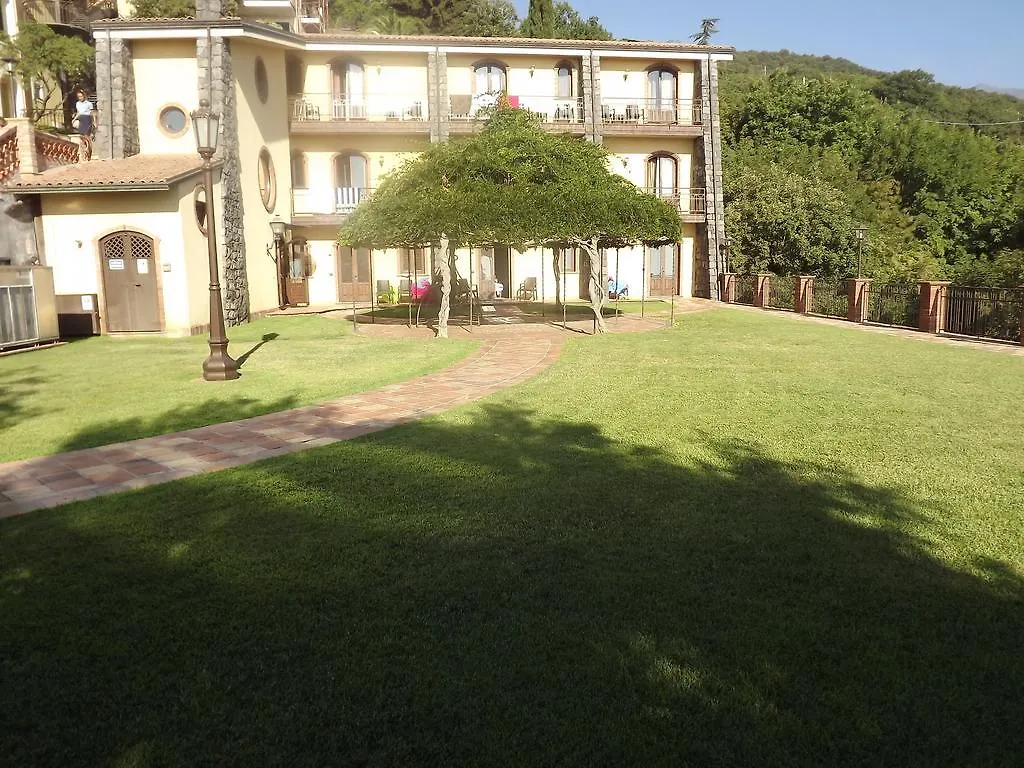 Airone Wellness Hotel Zafferana Etnea 4*,  Olaszország