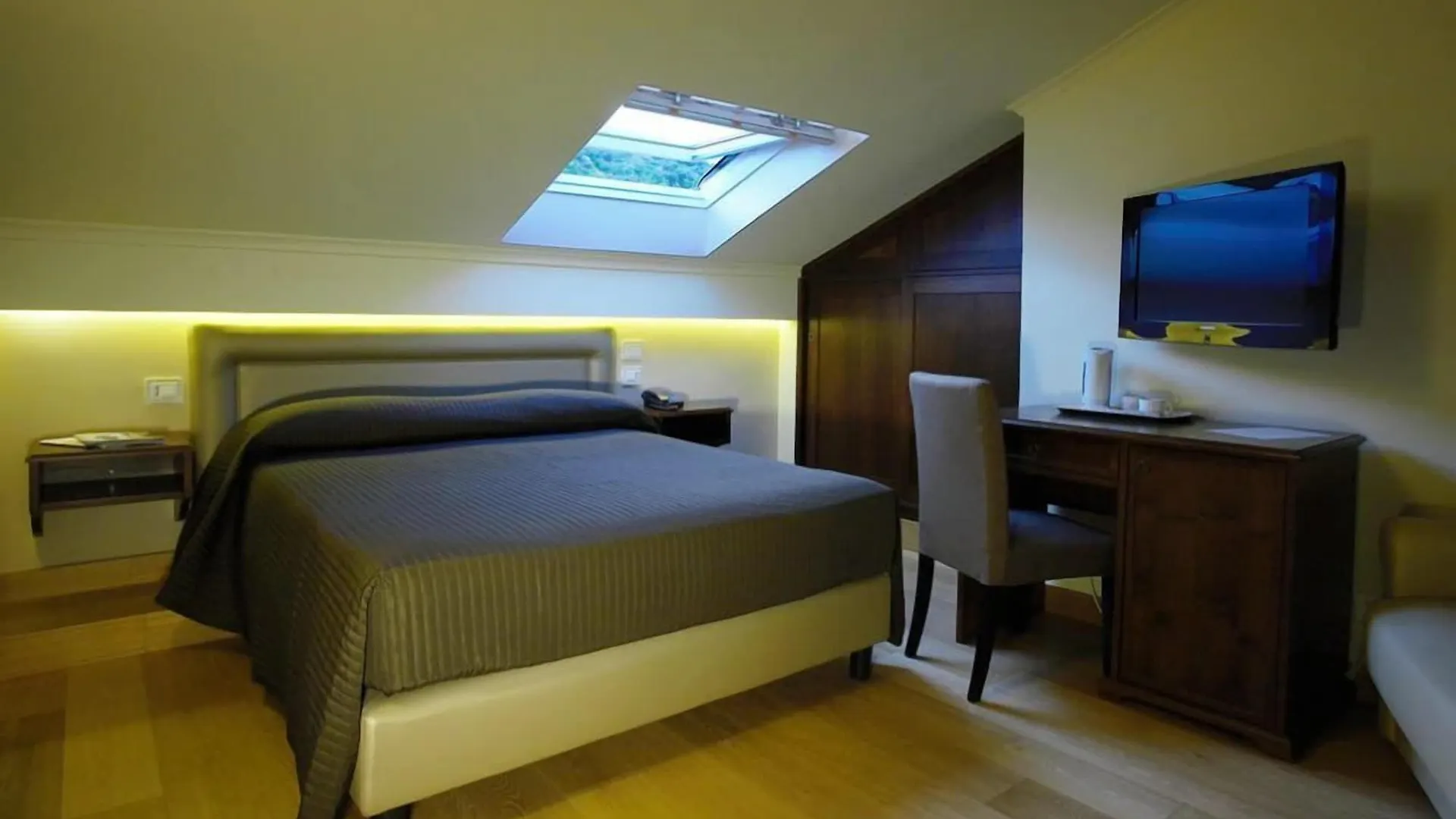 Airone Wellness Hotel Zafferana Etnea 4*,